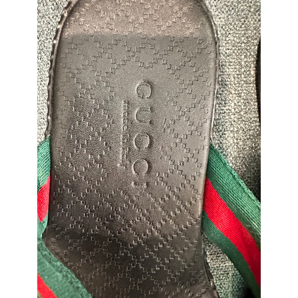 Gucci Men's thong sandal with Interlocking G, Size 40 or US 7 - Picture 3 of 5